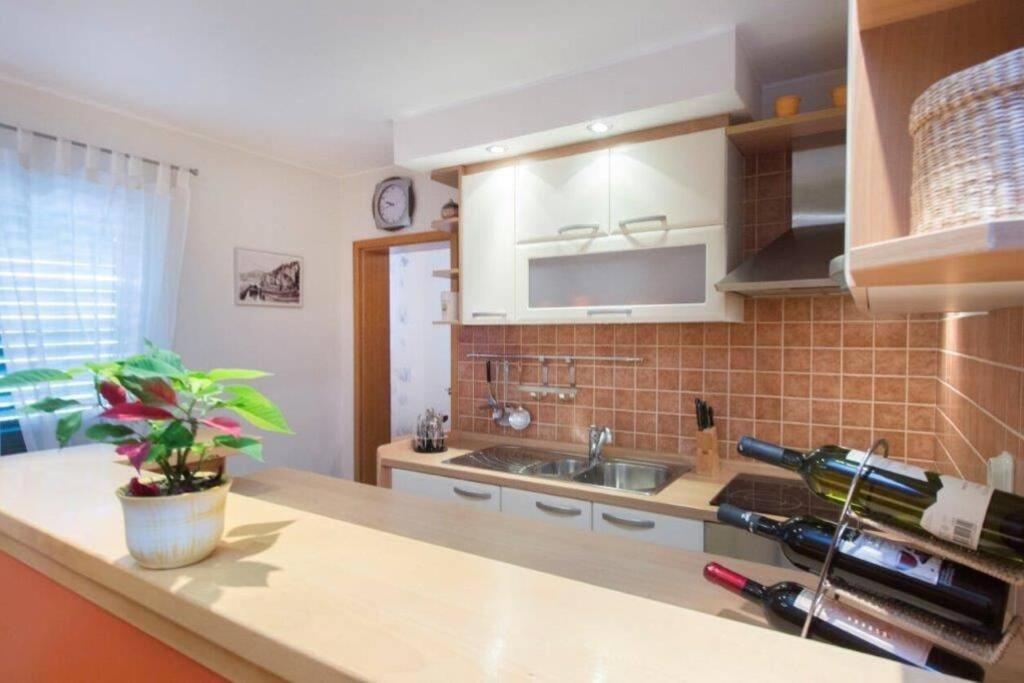 Dalma Residence Apartman Girandella Zaboric Eksteriør bilde